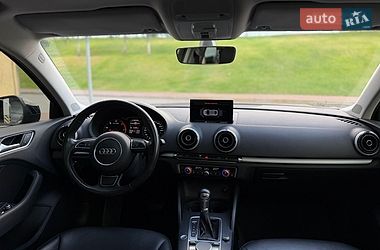 Седан Audi A3 2015 в Киеве
