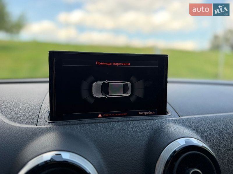 Седан Audi A3 2015 в Киеве