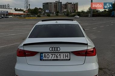 Седан Audi A3 2014 в Ужгороде