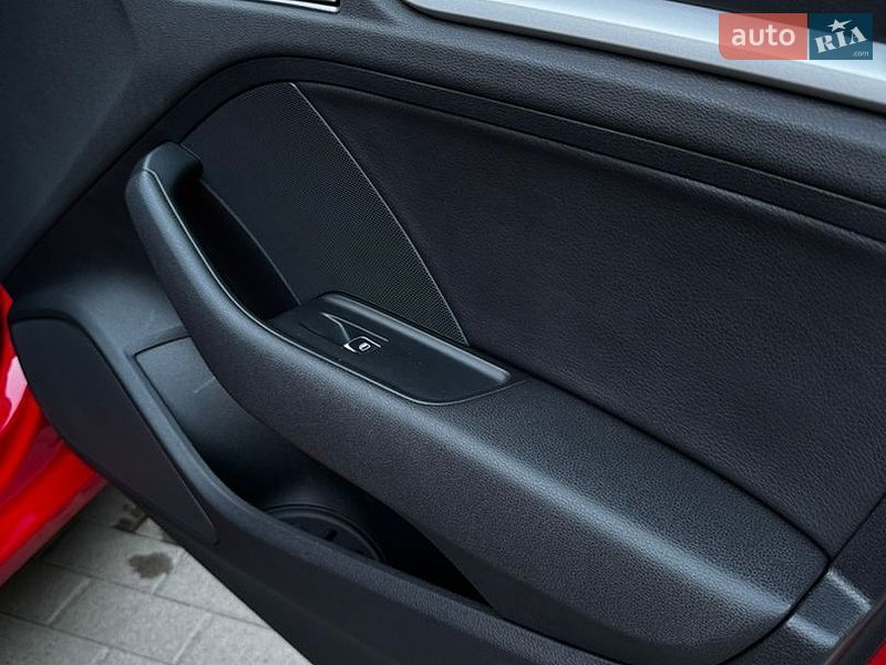 Седан Audi A3 2015 в Києві фото 30 Седан Audi A3 2015 в Києві