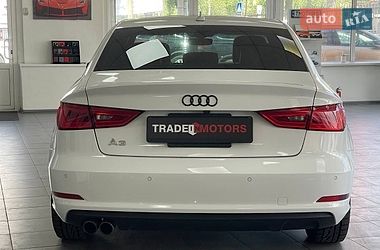 Седан Audi A3 2015 в Києві