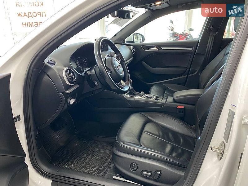 Седан Audi A3 2015 в Києві