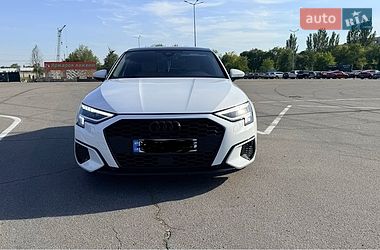 Седан Audi A3 2023 в Днепре