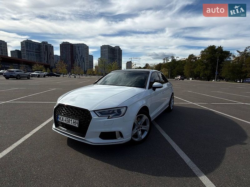 Седан Audi A3 2016 в Києві