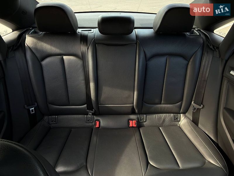 Седан Audi A3 2016 в Києві