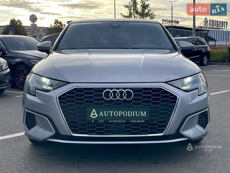 Седан Audi A3 2022 в Києві