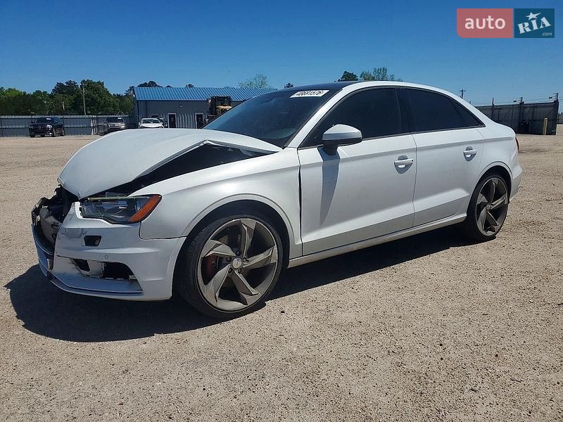 Седан Audi A3 2016 в Сумах