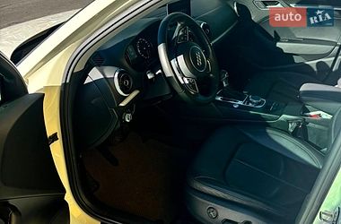 Седан Audi A3 2014 в Києві
