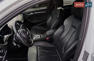 Седан Audi A3 2016 в Києві