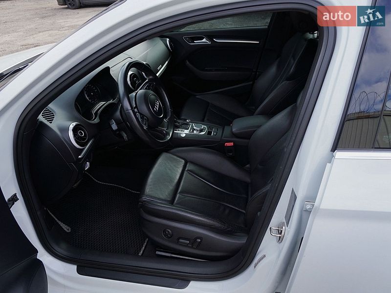 Седан Audi A3 2016 в Києві