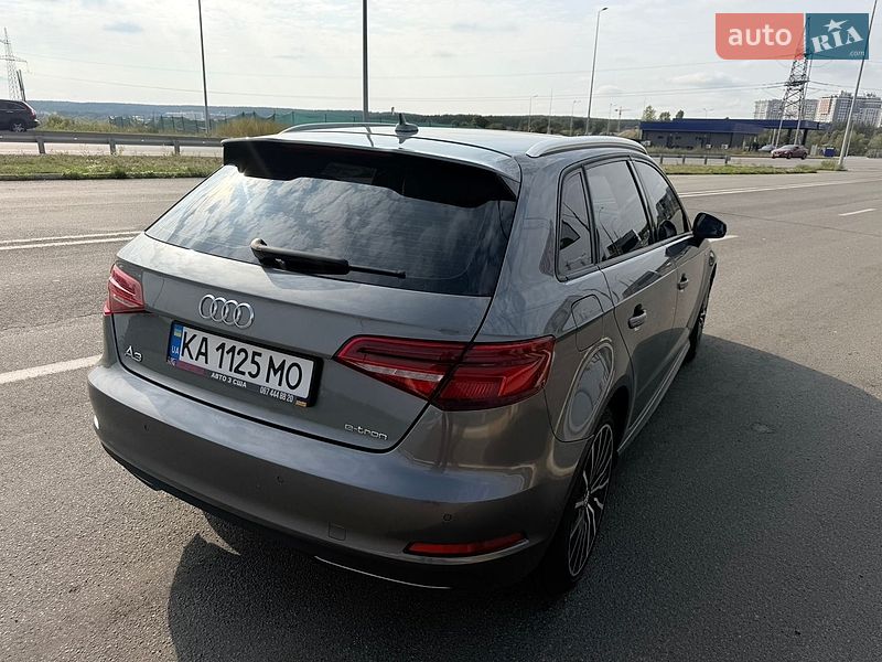 Хетчбек Audi A3 2016 в Києві