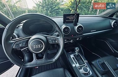 Седан Audi A3 2020 в Киеве
