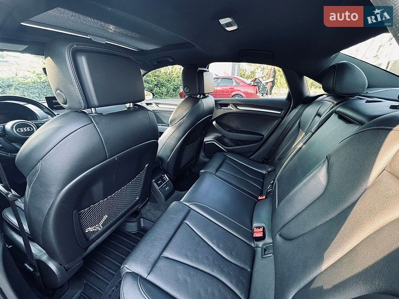 Седан Audi A3 2020 в Киеве
