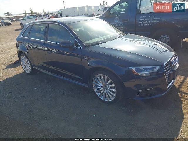 Хетчбек Audi A3 2017 в Львові