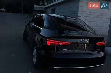 Седан Audi A3 2017 в Ивано-Франковске
