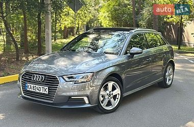 Хетчбек Audi A3 2017 в Києві