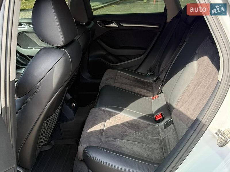 Хэтчбек Audi A3 2016 в Николаеве