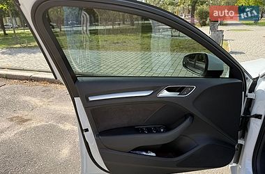 Хэтчбек Audi A3 2016 в Николаеве