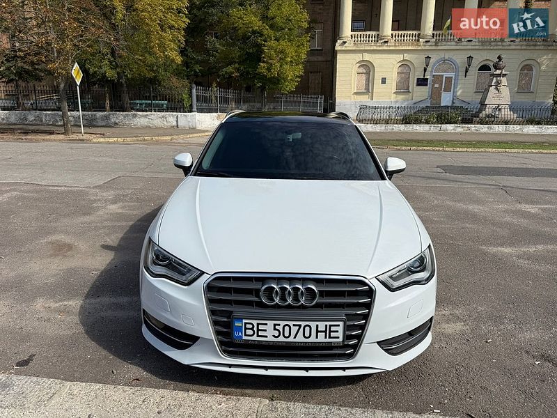 Хэтчбек Audi A3 2016 в Николаеве