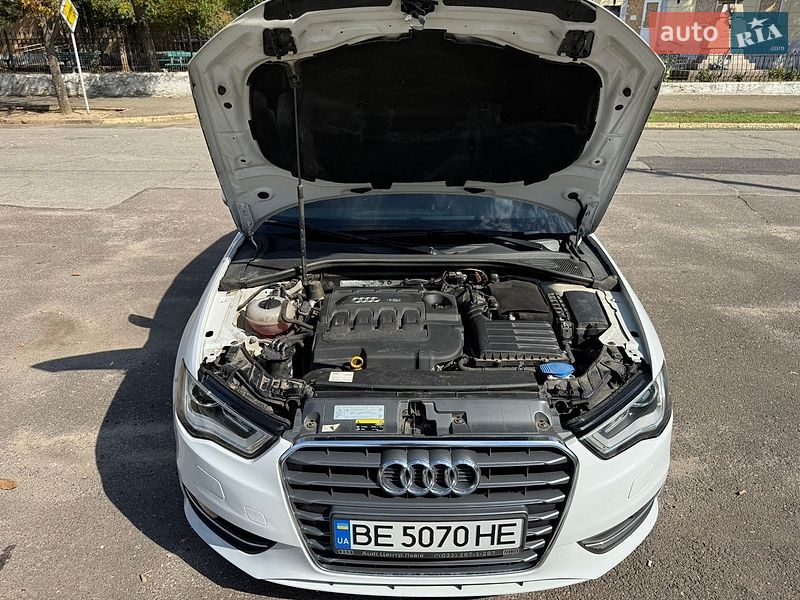 Хэтчбек Audi A3 2016 в Николаеве