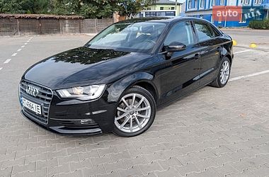 Седан Audi A3 2015 в Ивано-Франковске Седан Audi A3 2015 в Ивано-Франковске