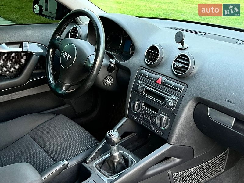 Хетчбек Audi A3 2003 в Луцьку