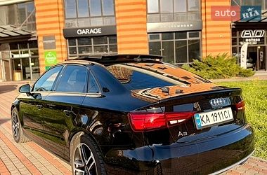 Седан Audi A3 2016 в Киеве