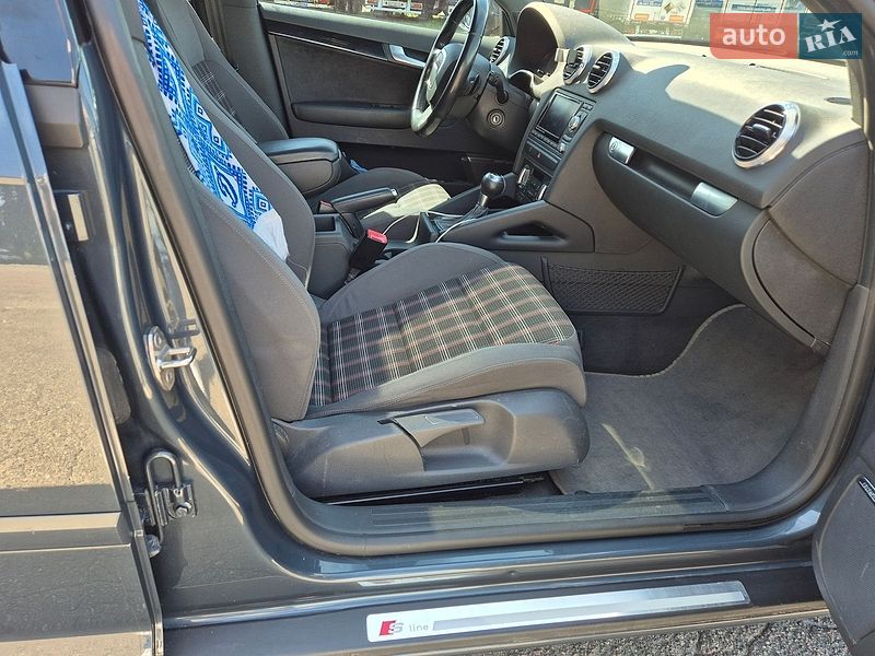 Хетчбек Audi A3 2012 в Києві фото 9 Хетчбек Audi A3 2012 в Києві