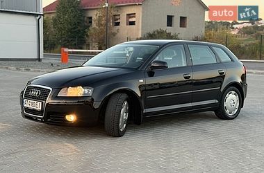 Хетчбек Audi A3 2006 в Чернівцях