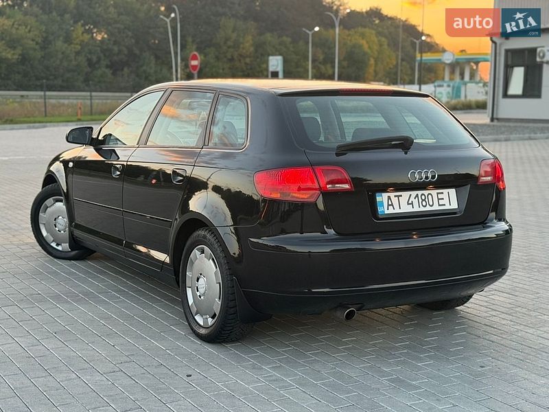 Хетчбек Audi A3 2006 в Чернівцях