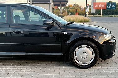 Хетчбек Audi A3 2006 в Чернівцях