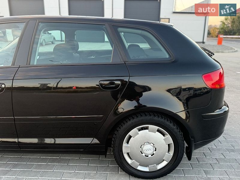 Хетчбек Audi A3 2006 в Чернівцях
