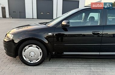 Хетчбек Audi A3 2006 в Чернівцях