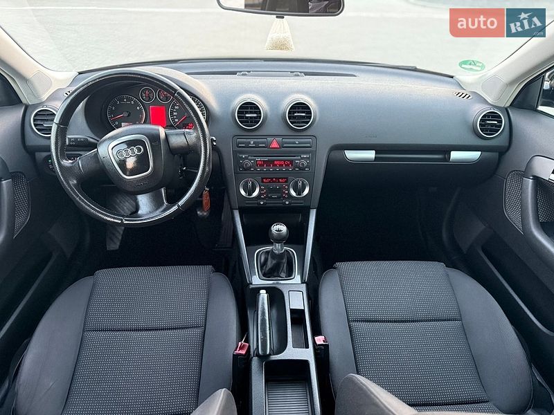 Хетчбек Audi A3 2006 в Чернівцях