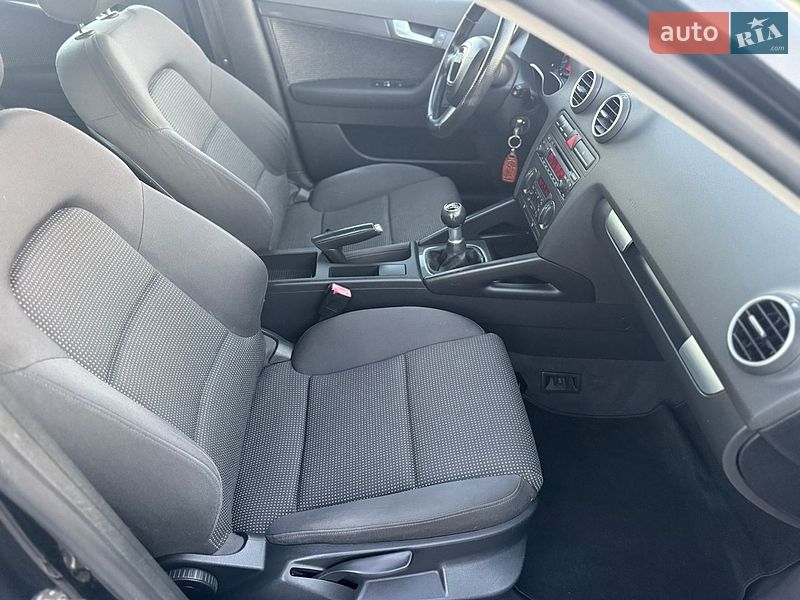 Хетчбек Audi A3 2006 в Чернівцях