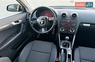 Хетчбек Audi A3 2006 в Чернівцях