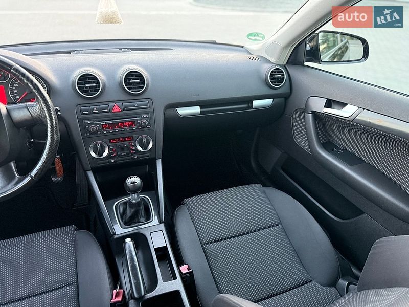 Хетчбек Audi A3 2006 в Чернівцях