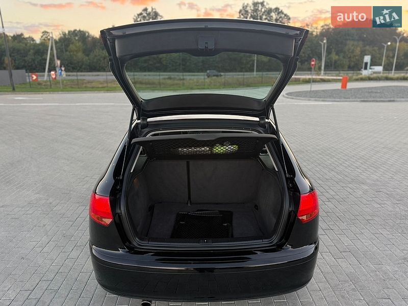 Хетчбек Audi A3 2006 в Чернівцях