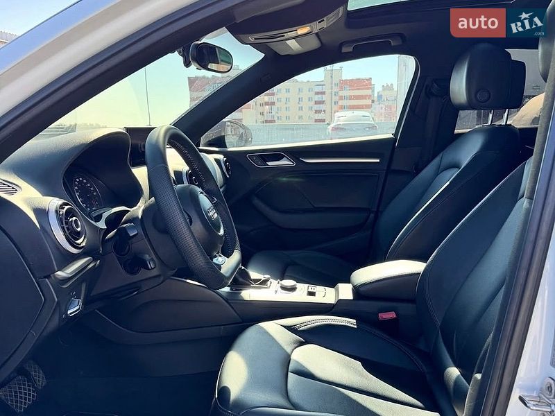 Седан Audi A3 2015 в Полтаві