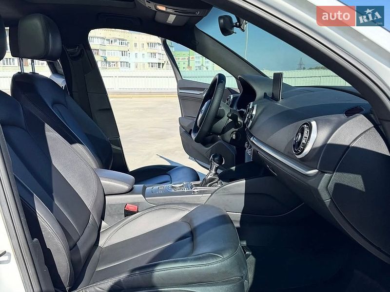 Седан Audi A3 2015 в Полтаві