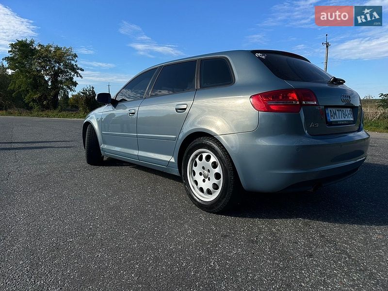 Хетчбек Audi A3 2010 в Бердичеві фото 3 Хетчбек Audi A3 2010 в Бердичеві
