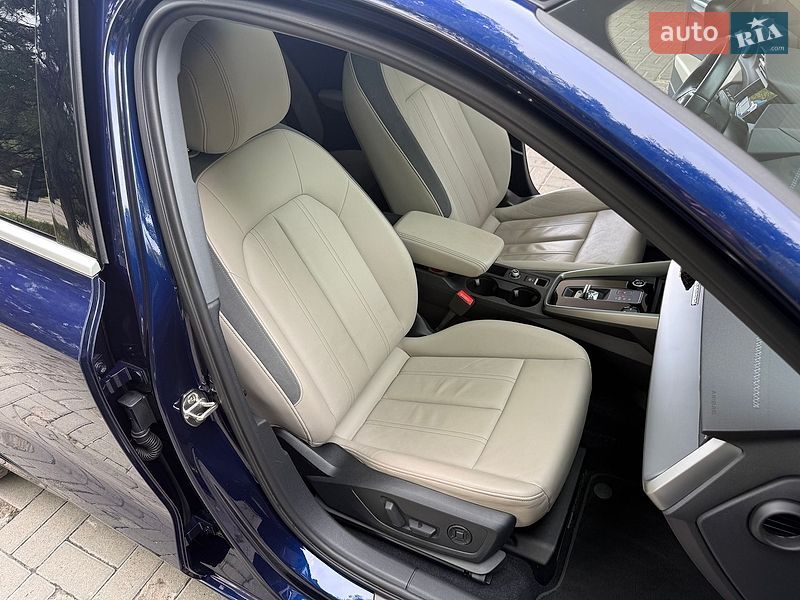Седан Audi A3 2022 в Дніпрі