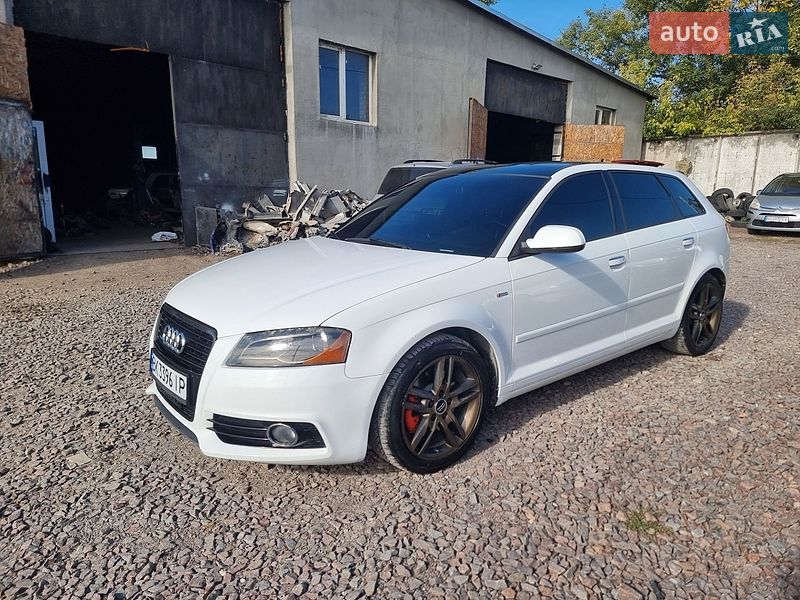 Хэтчбек Audi A3 2011 в Кременце
