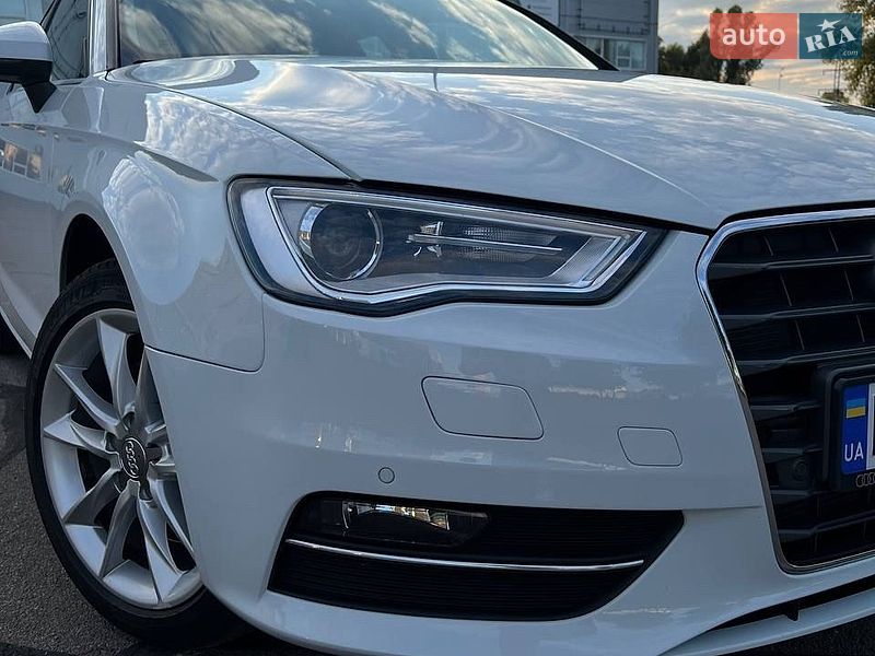Хэтчбек Audi A3 2013 в Киеве