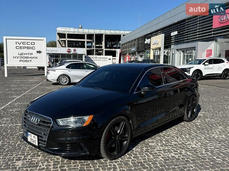 Седан Audi A3 2015 в Днепре