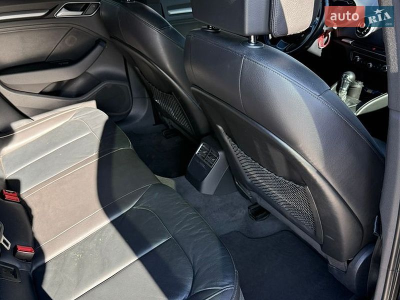 Седан Audi A3 2015 в Днепре