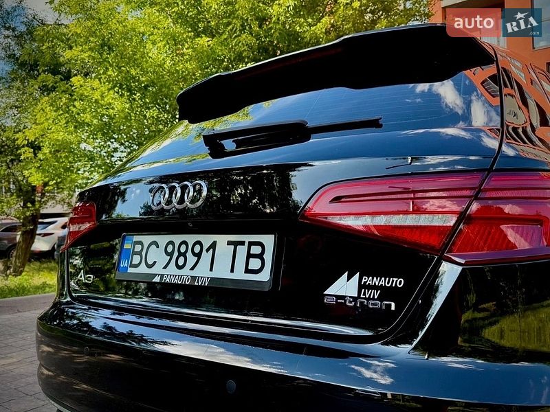 Хетчбек Audi A3 2016 в Львові