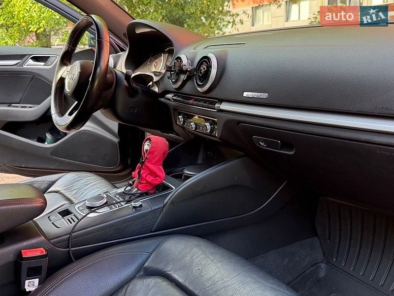 Хетчбек Audi A3 2016 в Львові