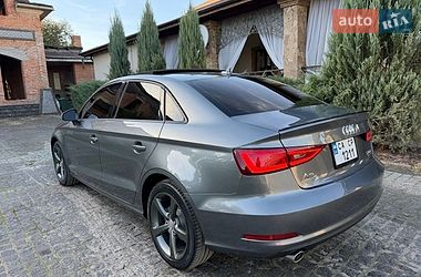 Седан Audi A3 2015 в Киеве