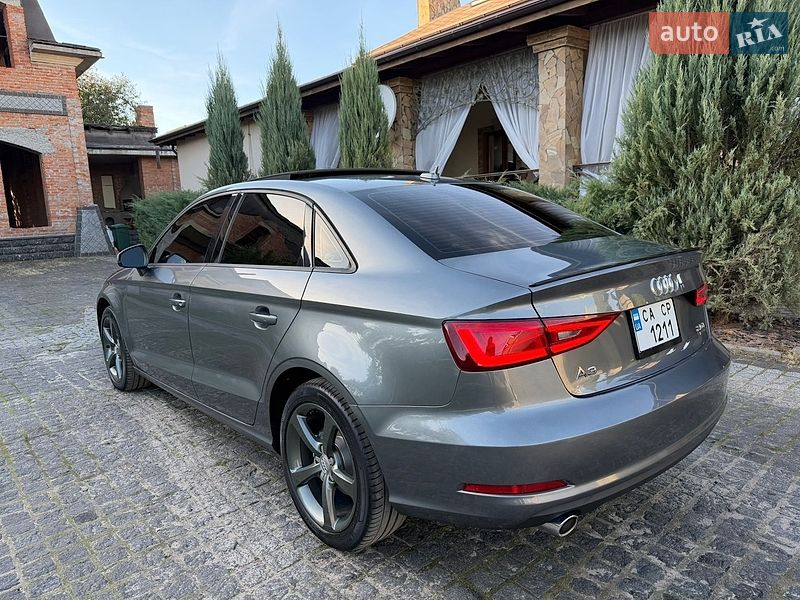 Седан Audi A3 2015 в Киеве